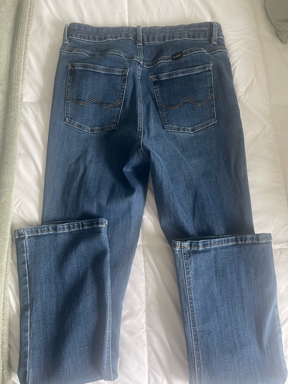Wrangler Blue Classic Denim Jeans